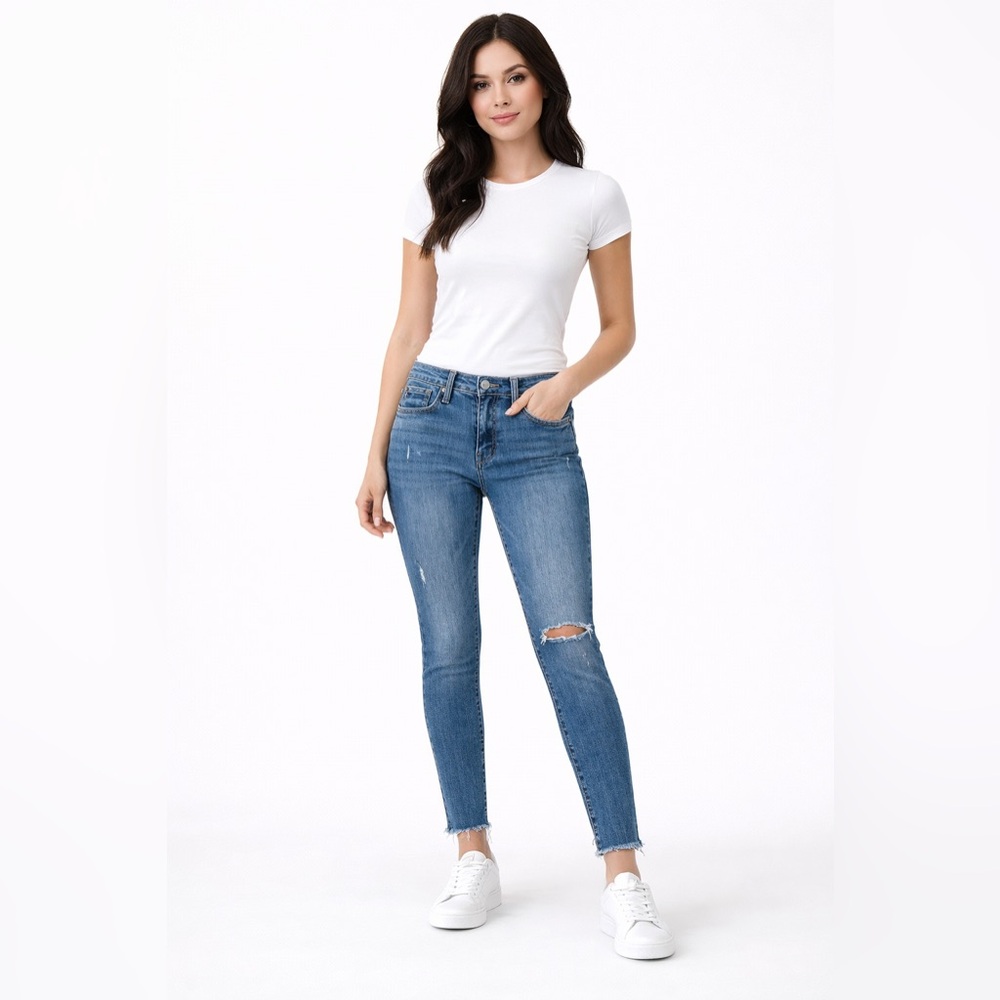 Lucky Brand Mid Rise CHEWED HEM Ava Distressed Jeans Women’s Size 8/29 Ankle